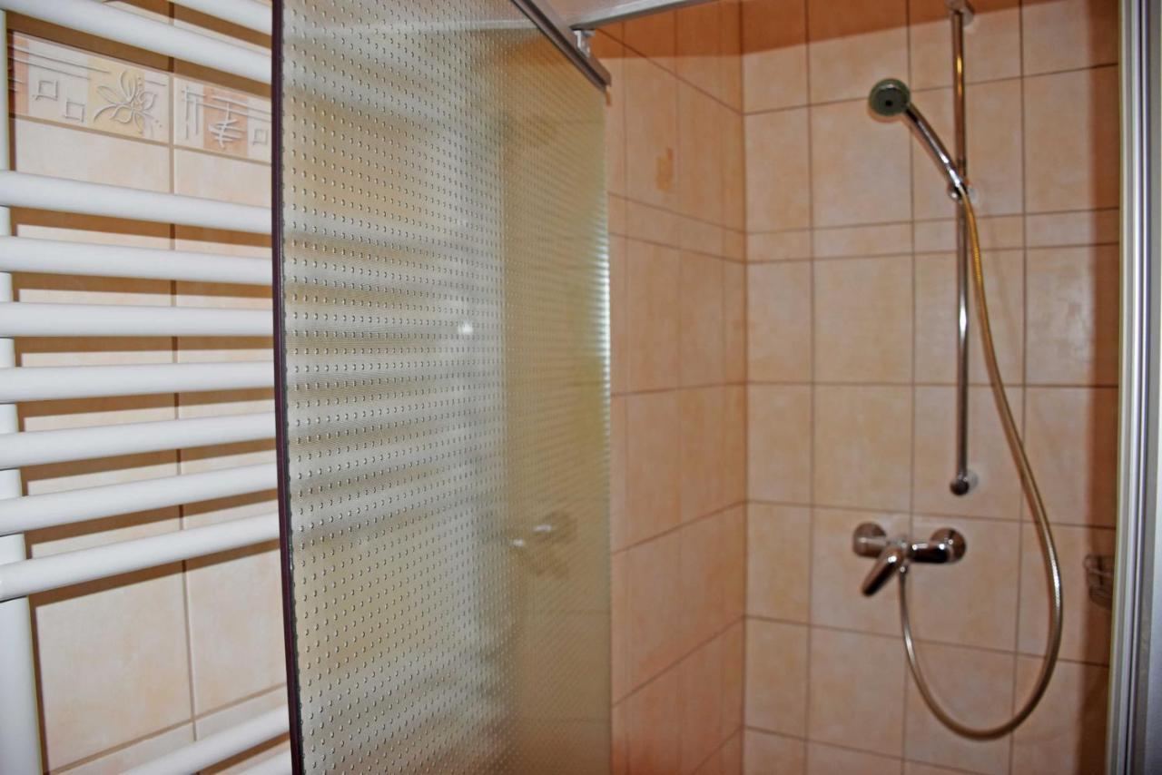 Ferienwohnung/ Ferienzimmer Asche Aschersleben Esterno foto