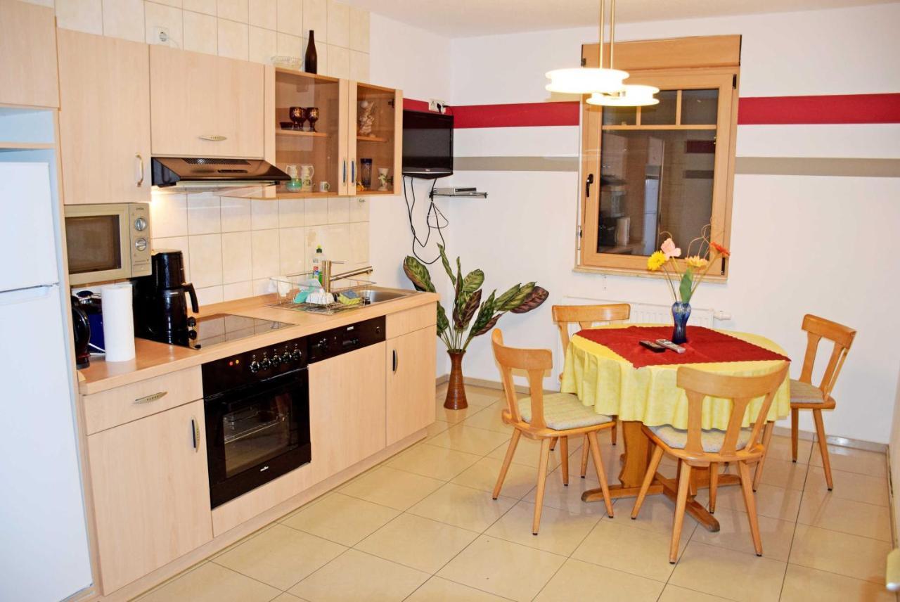 Ferienwohnung/ Ferienzimmer Asche Aschersleben Esterno foto